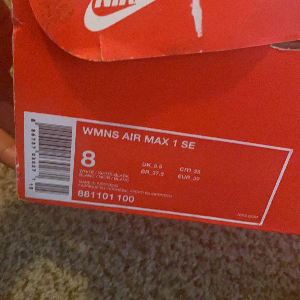 Airmax - Picture 4 of 4